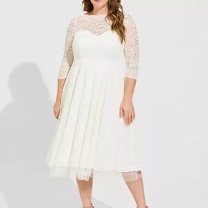 Torrid Ivory Lace Tea-Length Wedding Dress